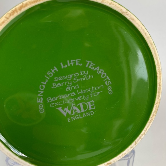 Wade English Life Christmas Tree Shape Tea for One. Green & Gold Toys Teddy Bear - Picture 8 of 10